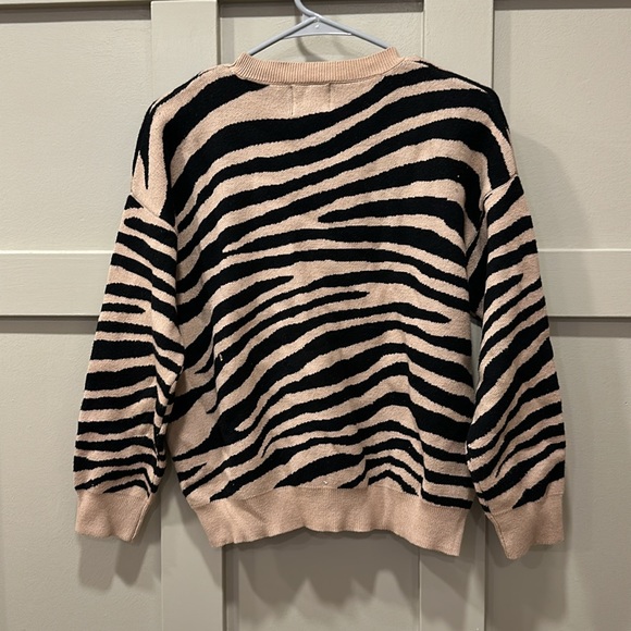 J.O.A Women's Zebra Stripe Crewneck Long Sleeve Sweater Size S in Black/Tan - Picture 4 of 6